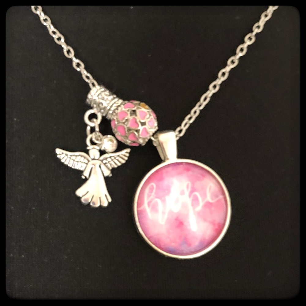 🆕✅ CABOCHON CHAIN NECKLACE WITH THREE CHARMS